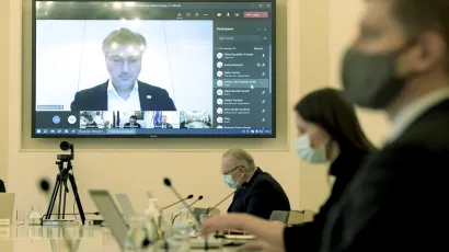 Sjednica Vlade u Banskim dvorima s premijerom Andrejom Plenkovićem koji se javio video vezom jer se nalazi u samoizolaciji/Foto: Bruno Konjević/CROPIX