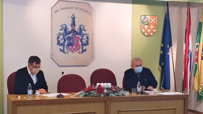Župan Bjelovarsko-bilogorske županije Damir Bajs na hitnoj sjednici Stožera civilne za&scaron;tite sazvane zbog situacije u daruvarskom Domu za starije i nezbrinute/Foto: BBŽ
