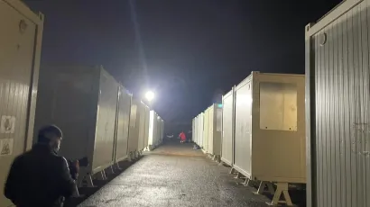 Stambeni kontejneri smje&scaron;teni su u petrinjskom naselju Če&scaron;ko selo/Foto: Darinko Dumbović