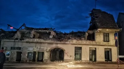 Potresne fotografije potresom razru&scaron;enih objekata koje su snimili članovi siračke udruge/Foto: Udruga Jedni za druge Općina Sirač