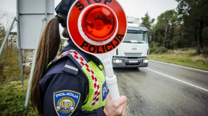 Policija pojačano kontrolira promet kako bi se spriječile nesreće s najtežnim posljedicama/Foto: Nik&scaron;a Stipaničev/CROPIX