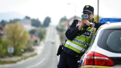 Policajci PU bjelovarsko-bilogorske pojačano nadziru vozače/Foto: Nik&scaron;a Stipaničev/CROPIX