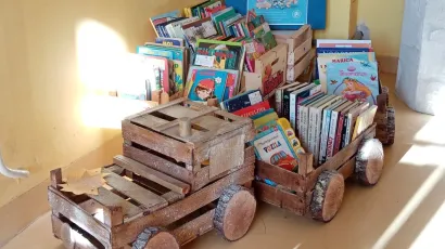 Ovoliko je dosad prikupljeno knjiga u Narodnoj knjižnici Petar Preradović u Bjelovaru u akciji pod geslom "Čitam, dam, sretan sam -&nbsp;svoju knjigu daruj i tuđe srce obraduj" /Foto: Deni Marčinković