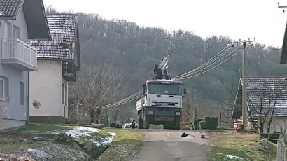 Policija na mjestu eksplozije u ulici Jana Ži&scaron;ke obavlja očevid/Foto: Nikica Puhalo
