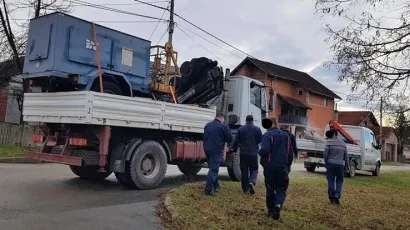Darkova ekipa iz HEP-a na potresom pogođenom području uoči Nove godine/Foto: Facebook