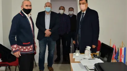 Predstavnici manjina i župan Damir Bajs/Foto: BBŽ