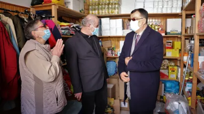 Voditeljica Caritasa župe Presvetog Trojstva Daruvar, Svjetlu&scaron;ka Kovač, župnik Župe Presvetoga Trojstva Daruvar Zdravko Rado&scaron; i župan Damir Bajs/Foto: MojPortal.hr