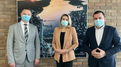 Predsjednik odbora za financije Grada Bjelovara Marko Maru&scaron;ić, ministrica turizma i sporta Nikolina Brnjac i gradonačelnik Bjelovara Dario Hrebak/Foto: Grad Bjelovar