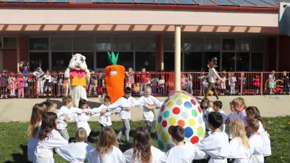 Velikim pisanicama posebno se vesele najmlađi stanovnici Lipika/Foto: Compas.hr