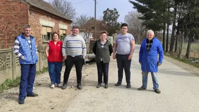 Obitelj Smrček ogorčena je jer nemaju osnovnu infrastrukturu u svojem selu/Foto: Martina Čapo