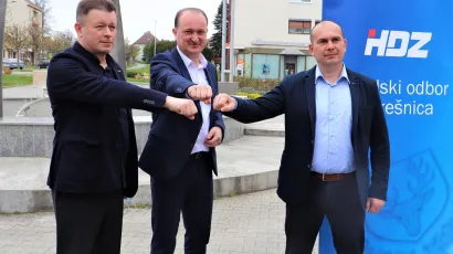 Čelnik gare&scaron;ničkog HSP-a Željko Rijetković, kandidat za gradonačelnika Gare&scaron;nice Josip Bilandžija i Goran Cupek, čelnik HSLS-a Gare&scaron;nice/Foto: MojPortal.hr