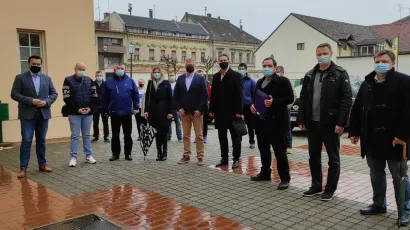 Potpise za predaju kandidature Zorana Bi&scaron;ćana, HDZ-ovci su predali rano jutros Izbornom povjerenstvu Grada Bjelovara/Foto:Martina Čapo