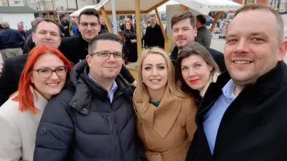Prikupljanje potpisa u Daruvaru/ Foto: SDP