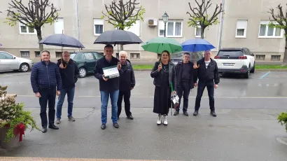 Članovi DHSS-a predali kandidacijske liste za župana i dožupanicu/ Foto: Branka Sobodić