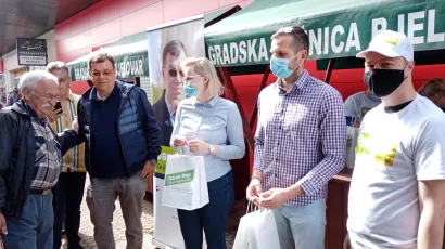 &Scaron;tand Damira Bajsa na bjelovarskoj Gradskoj tržnici/ Foto: Deni Marčinković