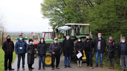 Mje&scaron;tani Gornjeg Daruvara s dva traktora su blokirali ulaz na odlagali&scaron;te otpada Cerik/Foto: MojPortal.hr