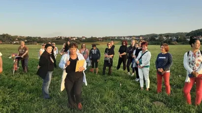 Pro&scaron;logodi&scaron;nju JW &scaron;etnju Daruvarom vodila je svestrana daruvarska novinarka Vlatka Daněk/Foto: Facebook