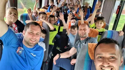 Pomladak HNK Daruvar s trenerima/Foto: HNK Daruvar