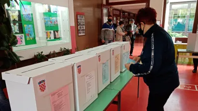 Do 11:30 na birali&scaron;ta u BBŽ je iza&scaron;lo 13,78 posto birača / Foto: Deni Marčinković