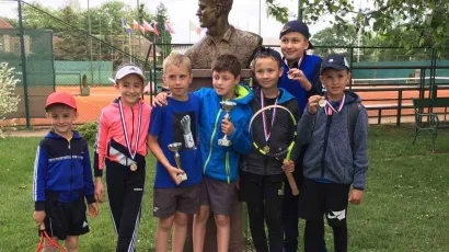 Rikardo Kolić (nije igrao), Mia Kolić, Petar Bol&scaron;ec, Jakov Ogrizek, Ivano Vranjić, Domagoj Petru&scaron;ić i Andrej Sofka/Foto: TK Feniks