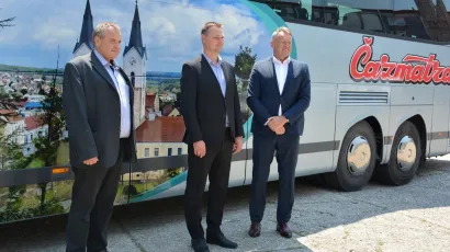 Gradonačelnik Čazme Dinko Pirak, župan Marko Maru&scaron;ić i direktor Čazmatransa Damir Pavlović/Foto: BBŽ