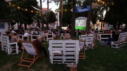 Posjetitelji su odu&scaron;evljeni projekcijama u Boho parku/ Foto: DOKUart