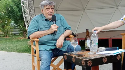 Goran Tribuson predstavio je svoju novu knjigu "Vilinska priča" u bjelovarskom Boho parku/Foto: Deni Marčinković