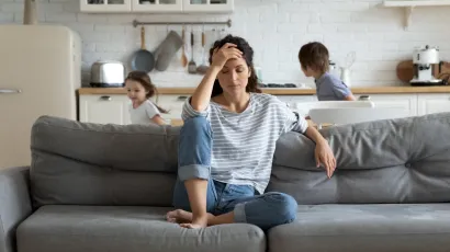 Umor, malaksalost, debljanje, mr&scaron;avljenje, žeđanje, nepodno&scaron;enje topline ili hladnoće najče&scaron;ći su razlozi za pregled kod endokrinologa/Foto: Getty Images/iStockphoto