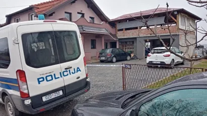 Policijski očevid u obiteljskoj kući u kojoj su dva brata te&scaron;ko stradala, a jedan od njih je, nažalost, preminuo/Foto:Deni Marčinković