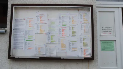 Oglasna ploča pakračkog Zavoda za zapo&scaron;ljavanje/Foto: Pakrački list