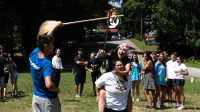 Mladi &Scaron;panjolci igraju Sinjsku alku/Foto: Mirko Logožar, different.hr