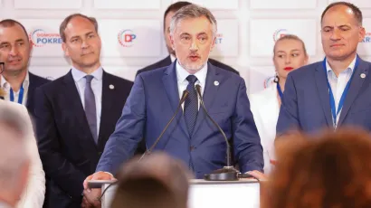 Miroslav &Scaron;koro/CROPIX
