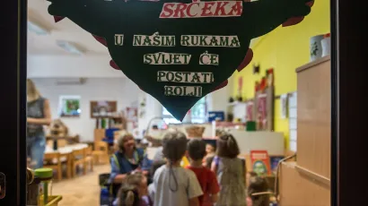 Pomoćni djelatnici radit se s djecom s te&scaron;koćama u razvoju koja pohaćaju redovan vrtić/Foto: Sandra &Scaron;imunović/ CROPIX (ilustracija)