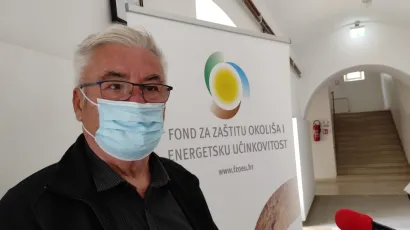 Željko Turković zainteresiran je za obnovu obiteljske pa se rado odazvao radionici kako bi doznao sve potrebne detalje/Foto: Martina Čapo