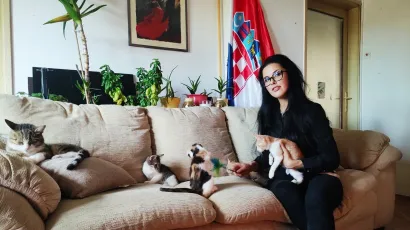 Kristina samo želi potaknuti udomljavanje mačaka kako bi se otvorio prostor da nastavi sa spa&scaron;avanjem novih koje vape za pomoć/Foto: Privatni album