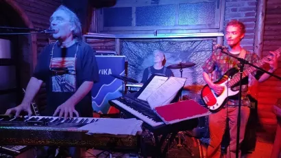 Milko Ki&scaron; iz Hladnog piva nastupa u Publicu: Svirao sam po najgorim birtijama ovog grada/Foto: Fra Ma Fu Daruvar