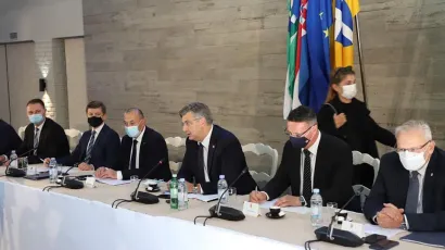 Sastanak Vlade i župana u Zapre&scaron;iću/ Foto: BBŽ