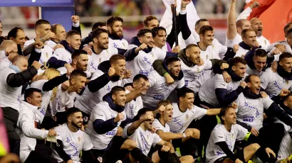 Slavlje hrvatskih igrača nakon utakmice/Foto: Jo&scaron;ko Pono&scaron;/CROPIX