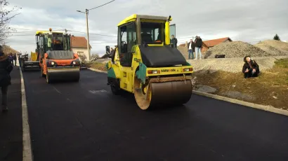 Zavr&scaron;ni radovi u Ulici Put žrtvama u Lugu/ Foto: Deni Marčinković