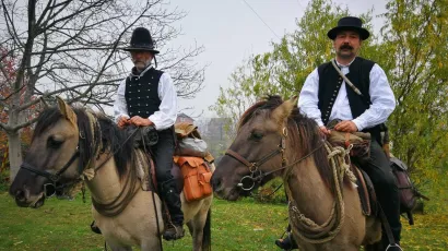 E&ouml;rd&ouml;g Andr&aacute;s, uzgajivač konja iz Bugac Puszte u Mađarskoj i Kinces K&aacute;lm&aacute;n, pastor iz Transilvanije u Rumunjskoj/Foto: Snježana Sabo