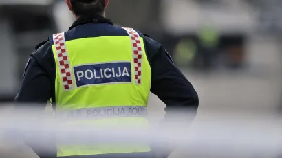 Policija je na mjestu događa i obavlja očevid/Foto: Damir Krajač/ CROPIX (ilustracija)