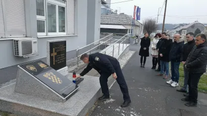 UHBDRP-Gare&scaron;nica obilježila je 31-godi&scaron;njicu pogibije hrvatskog viteza Ivana Vezmara, djelatnika PP Gare&scaron;nica/Foto: UHBDRP-Gare&scaron;nica