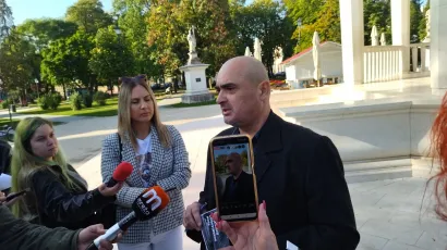 Igor Crnomarić ispred Odbora bjelovarskih branitelja o&scaron;to osudio čin banjalučke vlasti/ Foto: Deni Marčinković