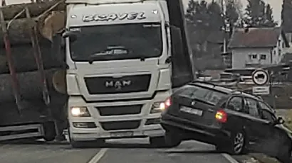 Policija nema saznanja o vozaču osobnog automobila/ Foto: Facebook