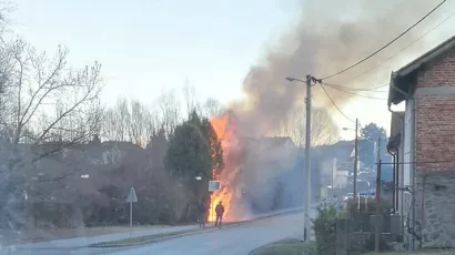 Požar u ulici Lovre Matačića u Bjelovaru/Foto: Facebook