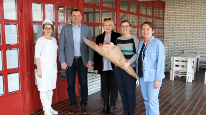 Ispred Centra Rudolf Steiner/ Foto: Predrag Uskoković