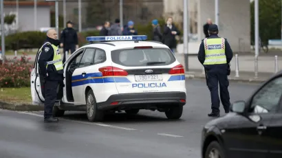 Vozači, oprez. Policija pojačano prati radnje u prometu/Foto: Marko Todorov/CROPIX