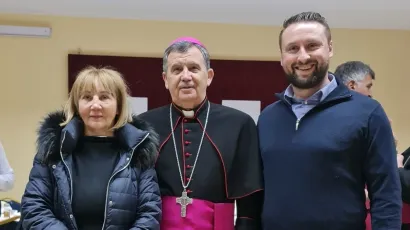 Đurđa Adle&scaron;ić, mons. Tomo Vuk&scaron;ić i Igor Brajdić/ Foto: Grad Bjelovar