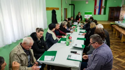 Vijeće mađarske nacionalne manjine BBŽ donijelo je Odluku o dodjeli stipendije budućim studentima hungarologije /Foto: Vijeće mađarske nacionalne manjine BBŽ