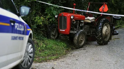 Traktor je mu&scaron;karcu pre&scaron;ao preko noge/ Foto: Boris Kovacev/CROPIX (ilustracija)